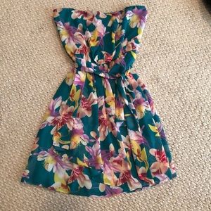 Strapless dress